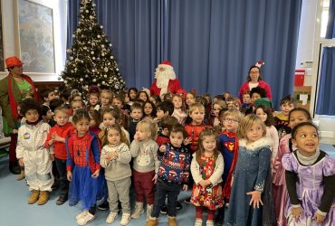 PÈRE NOËL DANS LES ÉCOLES ET ACCUEILS DE LOISIRS